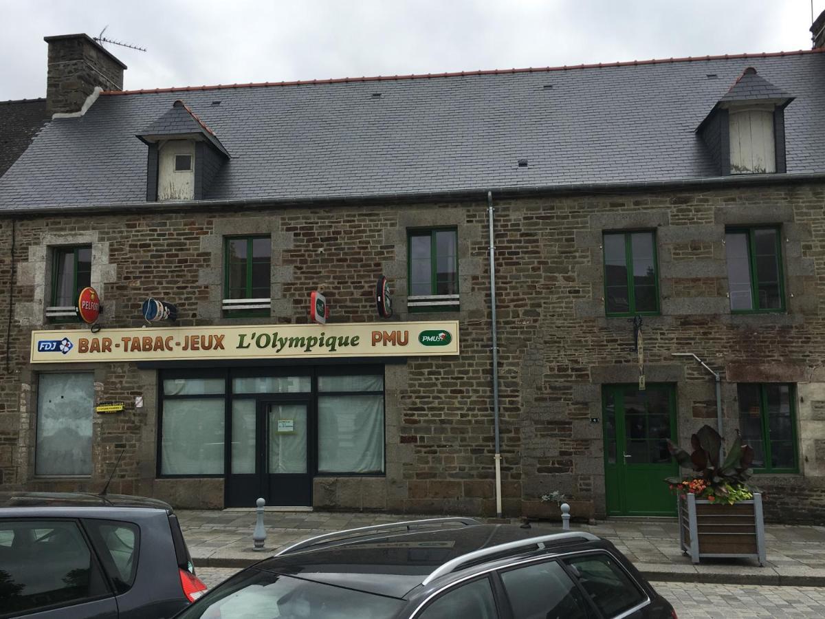 Chambres / Bedroom Pleine-Fougeres Exterior photo